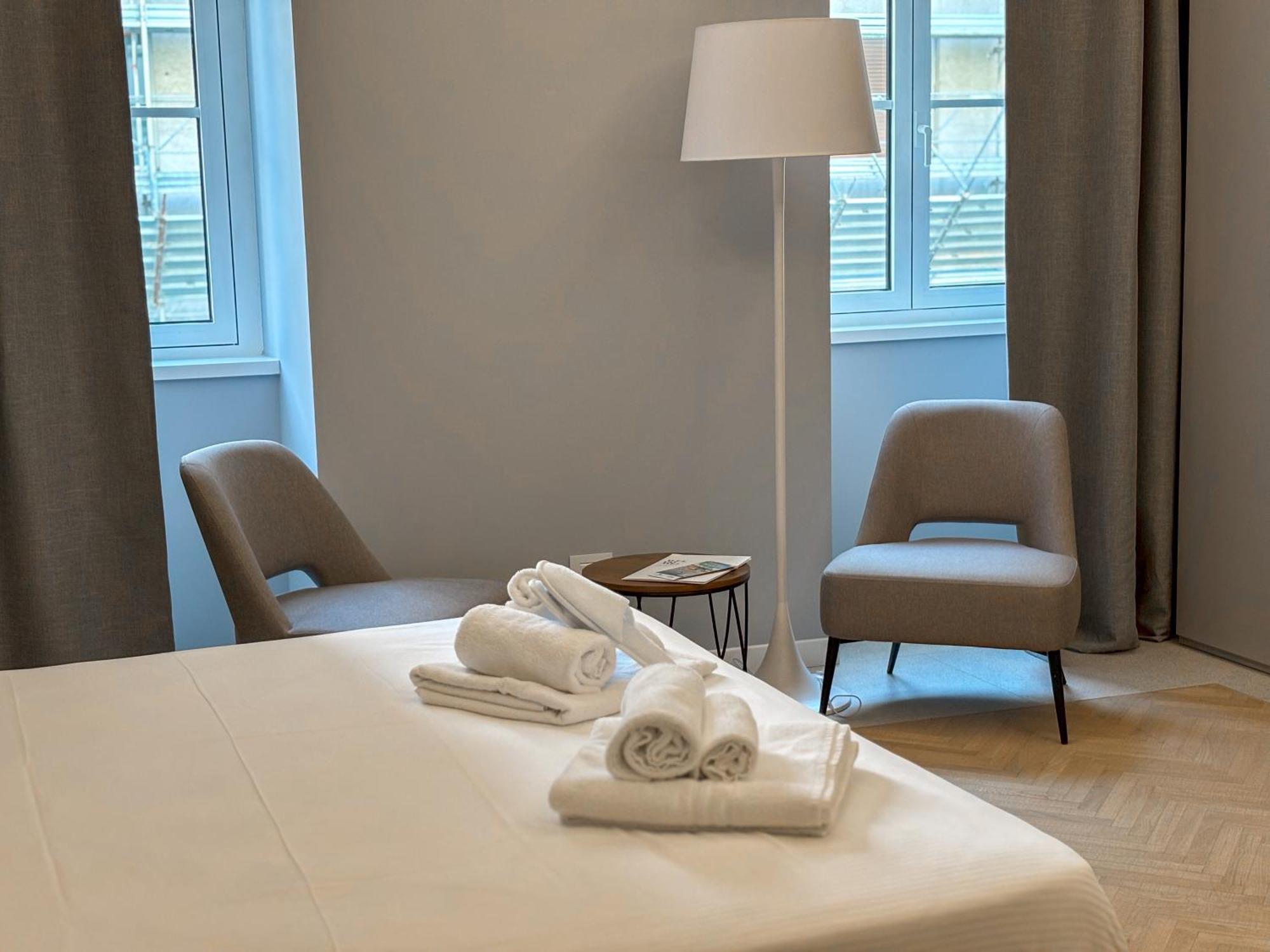 Teatro Romano Exclusive Suites Trieste Bagian luar foto