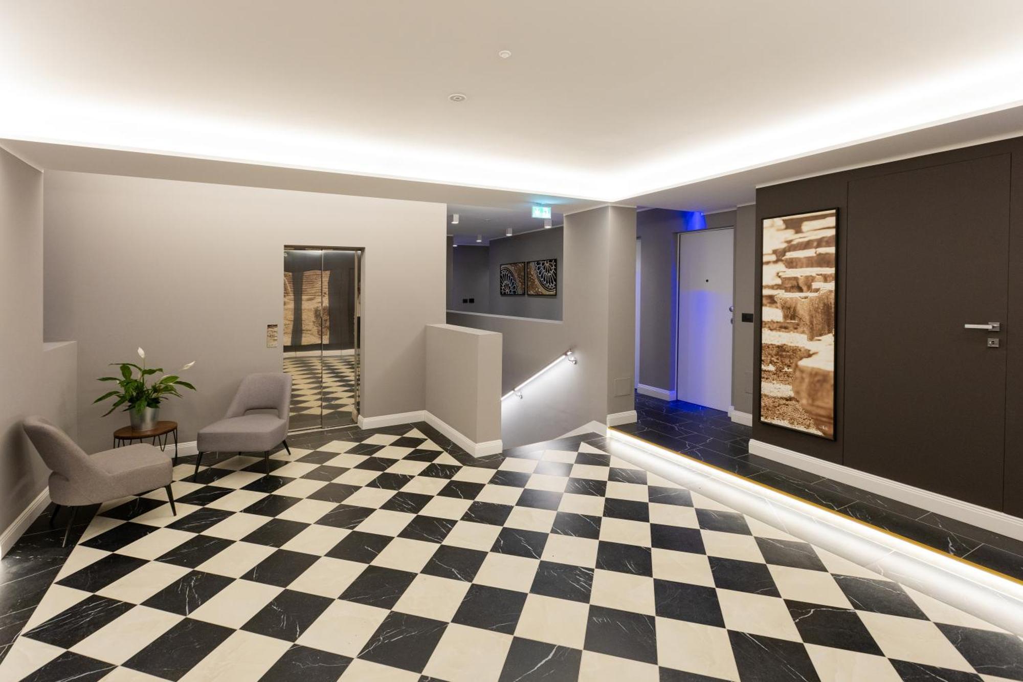 Teatro Romano Exclusive Suites Trieste Bagian luar foto