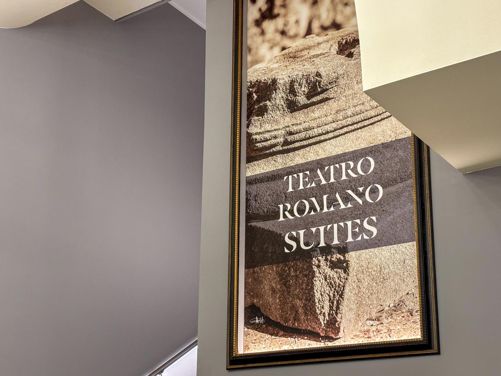 Teatro Romano Exclusive Suites Trieste Bagian luar foto
