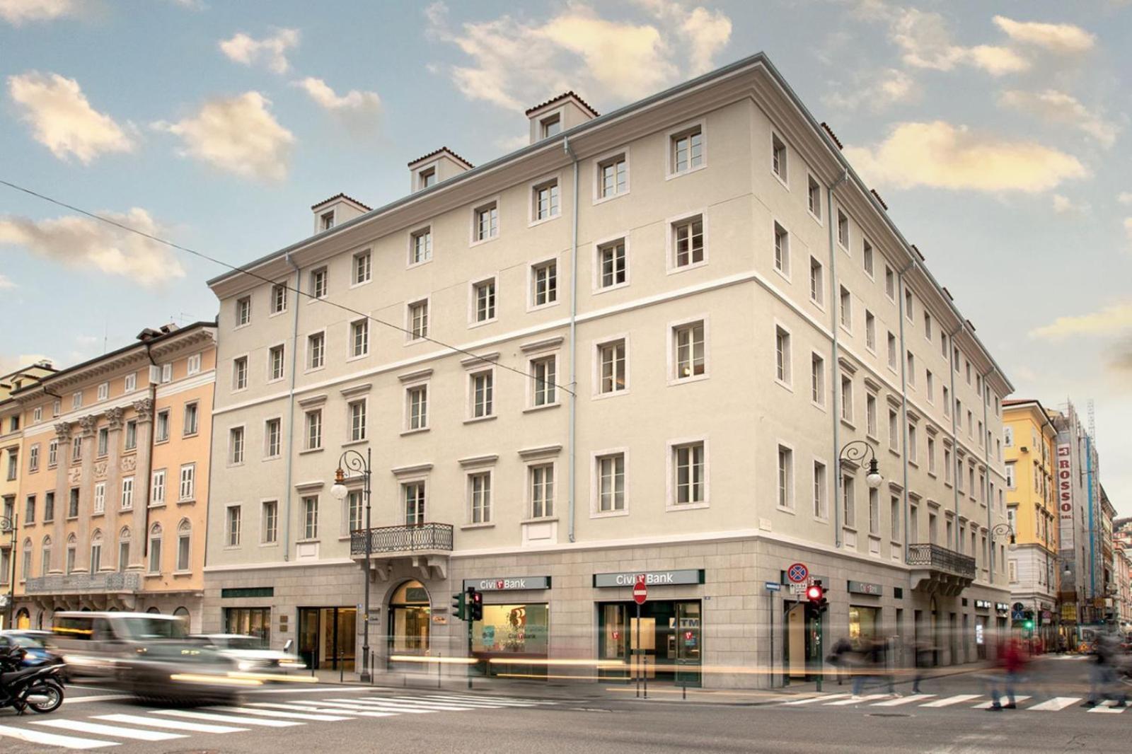 Teatro Romano Exclusive Suites Trieste Bagian luar foto