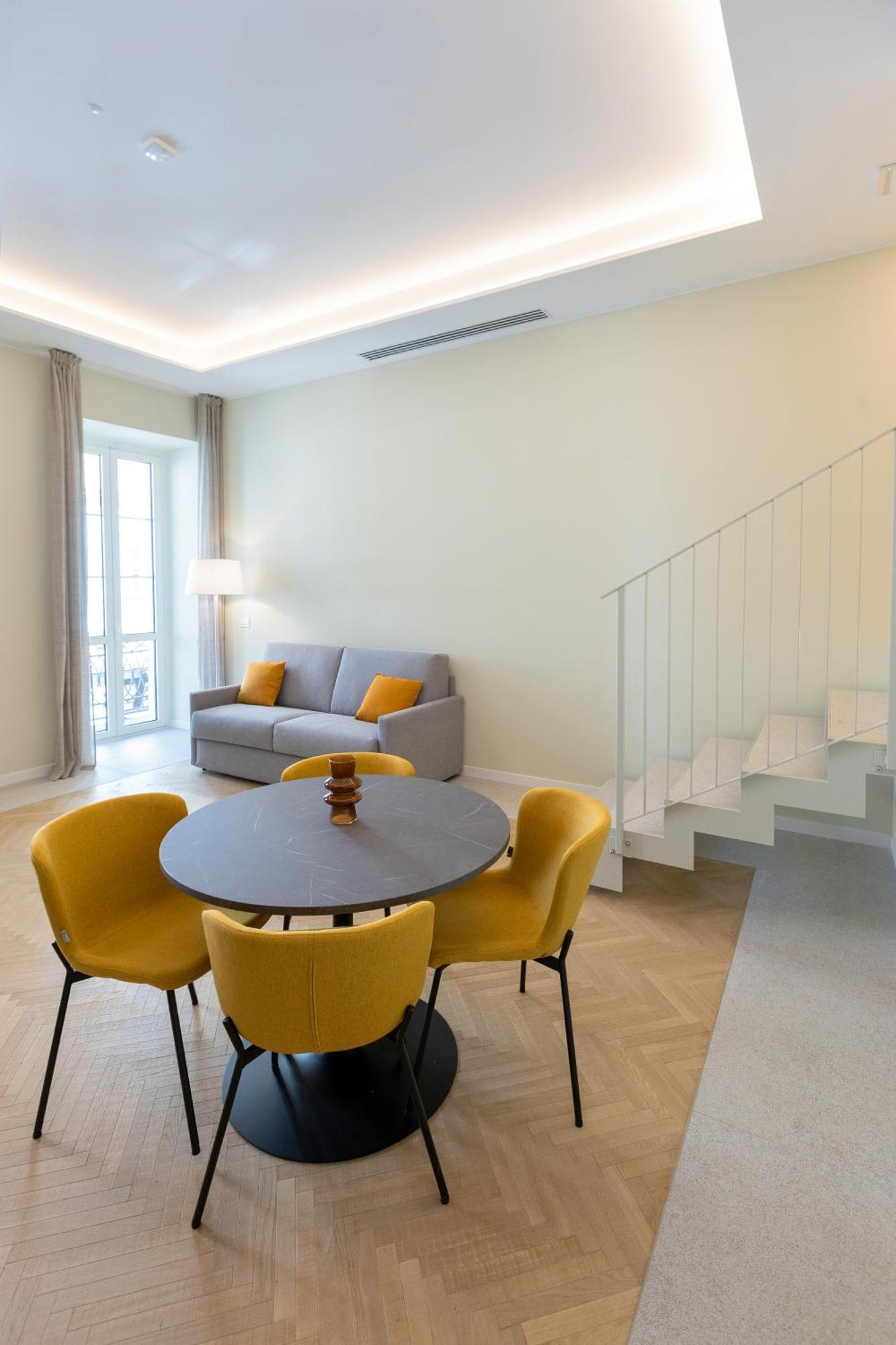 Teatro Romano Exclusive Suites Trieste Bagian luar foto